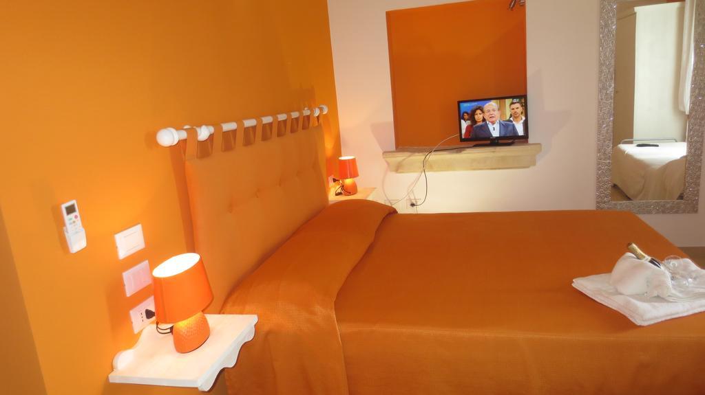 Antico Casale B&B Veglie Bagian luar foto