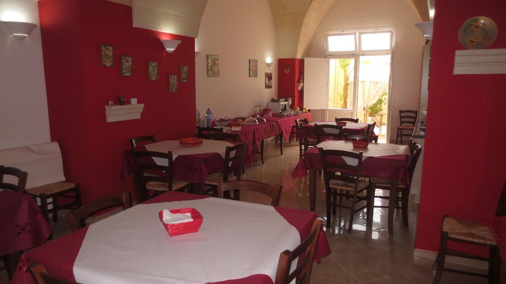Antico Casale B&B Veglie Bagian luar foto